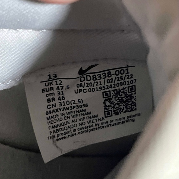 Nike Vast Grey Dunks - Picture 5 of 7